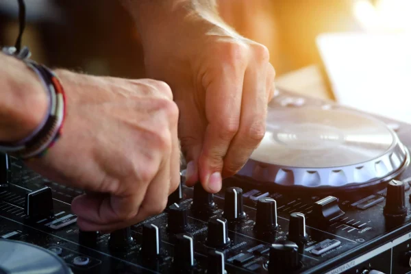 Servicios-DJ